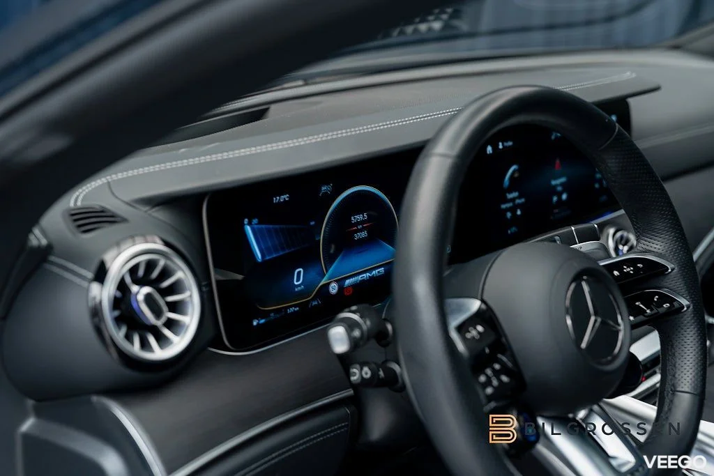 Mercedes-Benz AMG GT 43 4MATIC+ Pano Burmester HUD 360 Moms 270kW