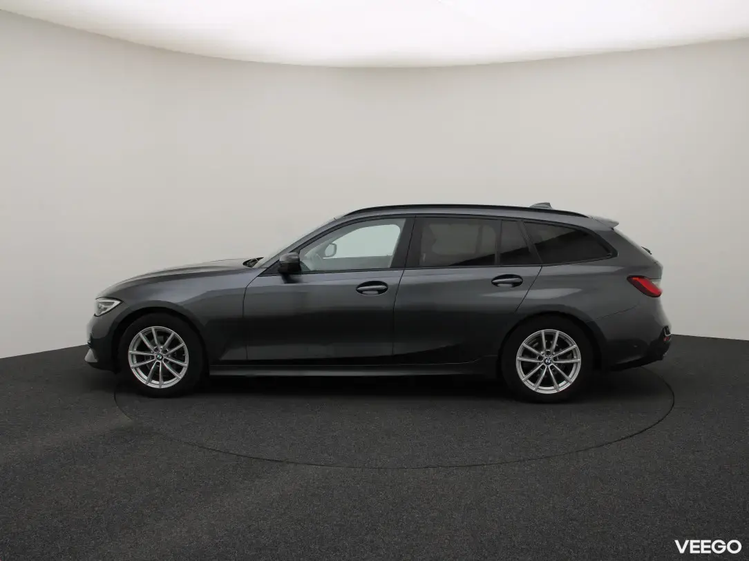 BMW 318 2 115kW