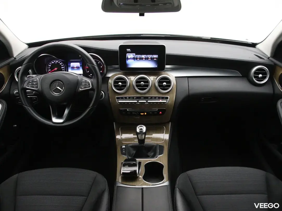 Mercedes-Benz C200 1.6 100kW