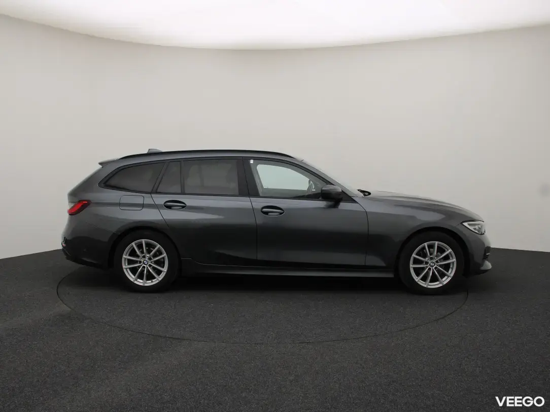 BMW 318 2 115kW