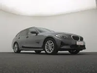 BMW 318 2 115kW thumbnail