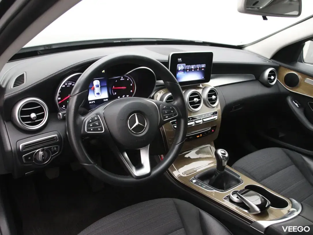 Mercedes-Benz C200 1.6 100kW