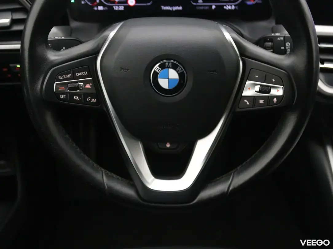 BMW 318 2 115kW