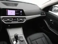 BMW 318 2 115kW thumbnail