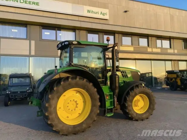 Image of John Deere 6215R 158kW