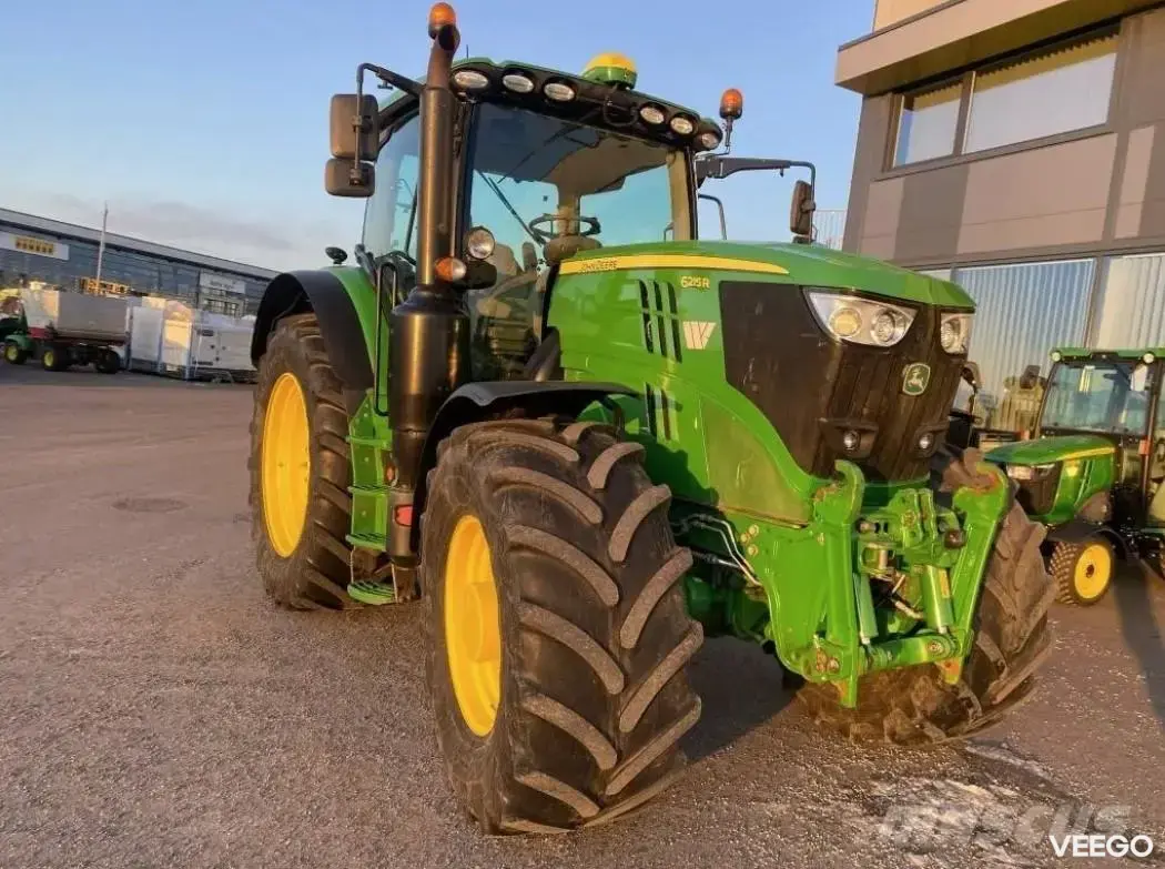John Deere 6215R 158kW