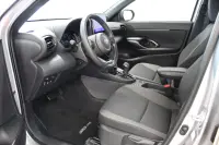 Toyota Yaris Cross Active Plus Hybrid 1.5 68kW thumbnail