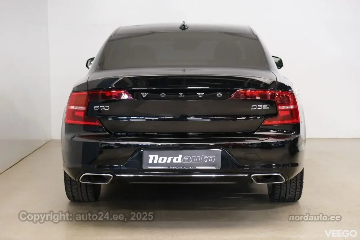 Volvo S90 Inscription AWD 2 173kW