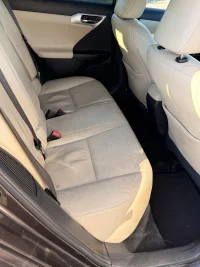 Lexus CT 200h 1.8 73kW thumbnail