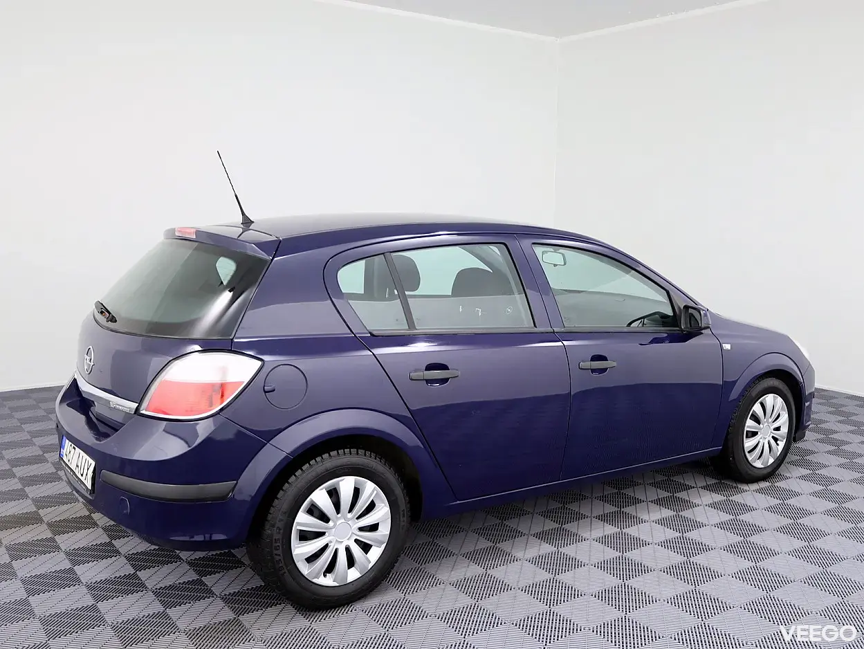 Opel Astra 1.6 77kW