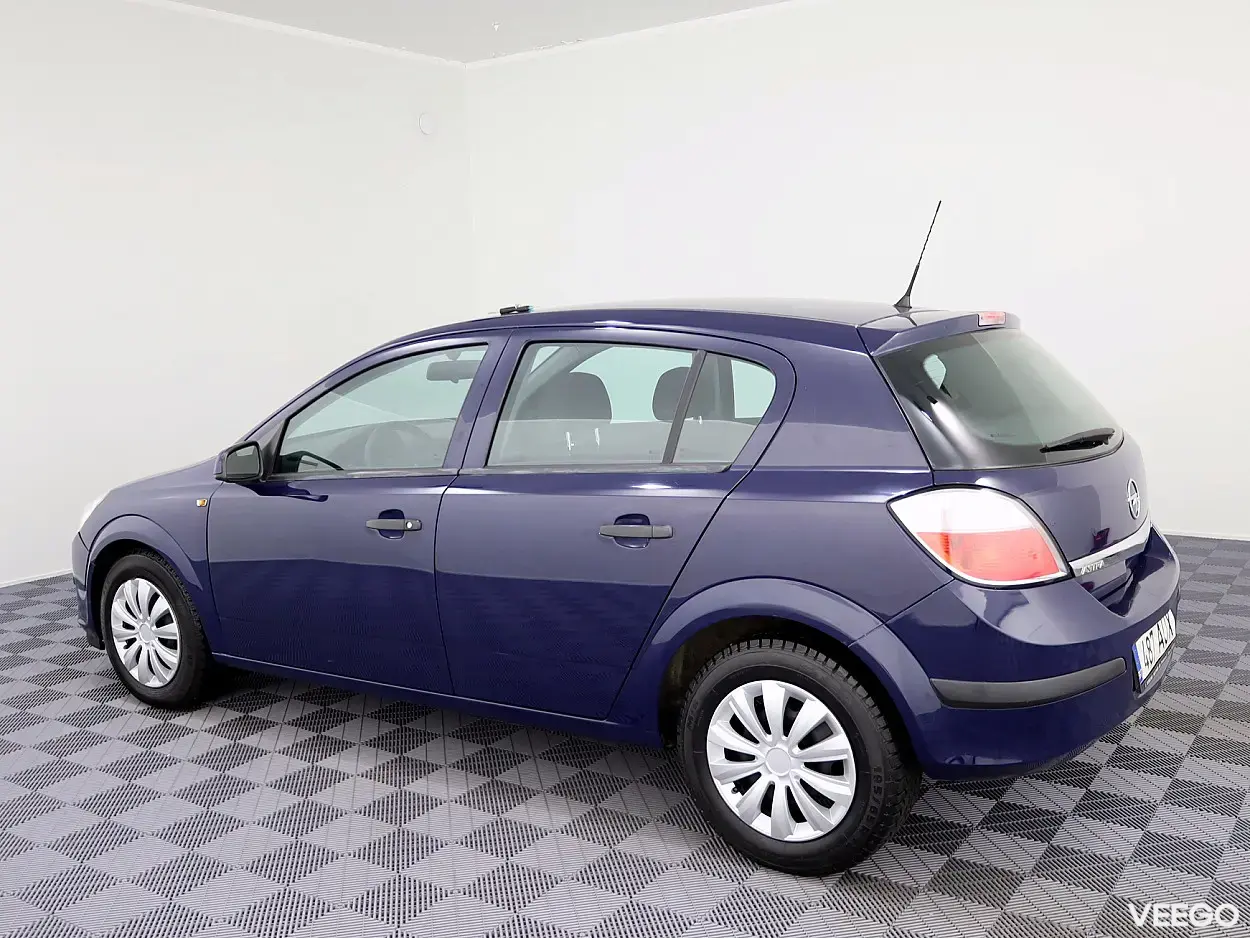 Opel Astra 1.6 77kW