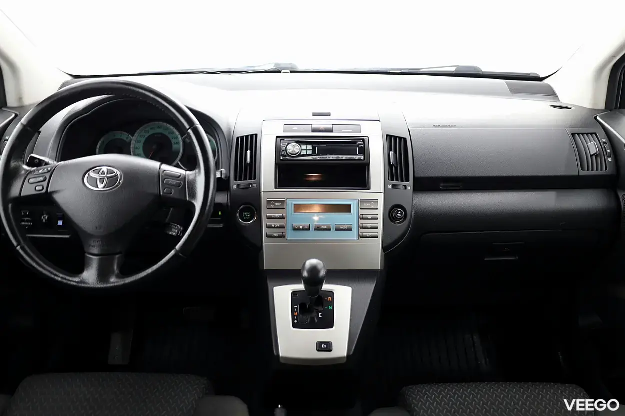 Toyota Corolla Verso 1.8 95kW