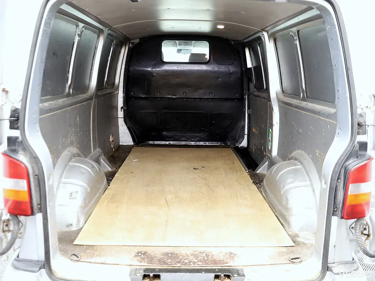 Volkswagen Transporter 2.5 96kW
