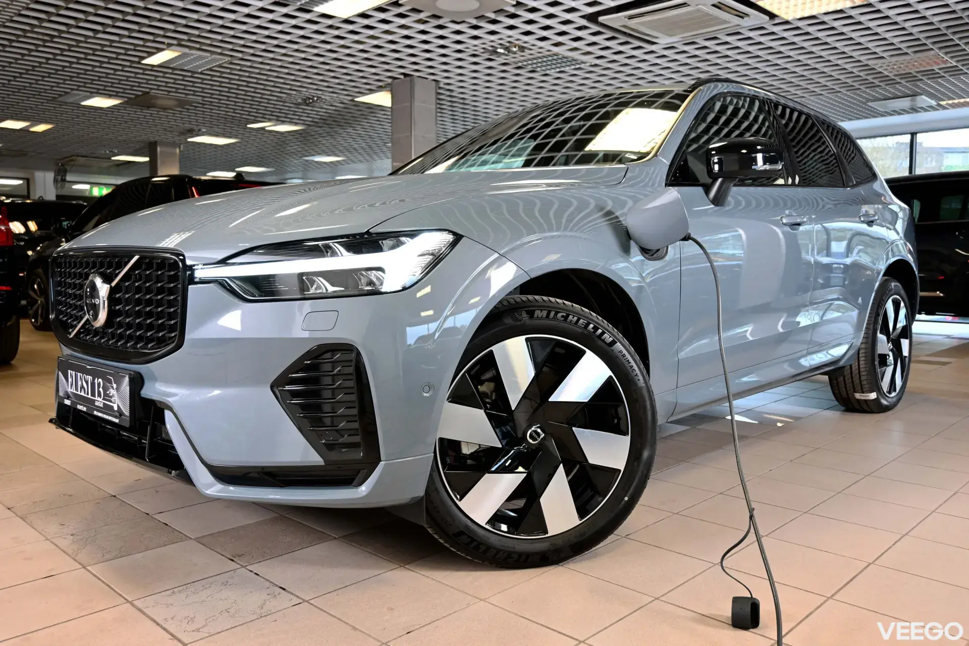 Volvo XC60 AWD ULTRA DARK H&K XENIUM INTELLI PRO 2 293kW