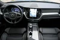 Volvo XC60 AWD ULTRA DARK H&K XENIUM INTELLI PRO 2 293kW thumbnail