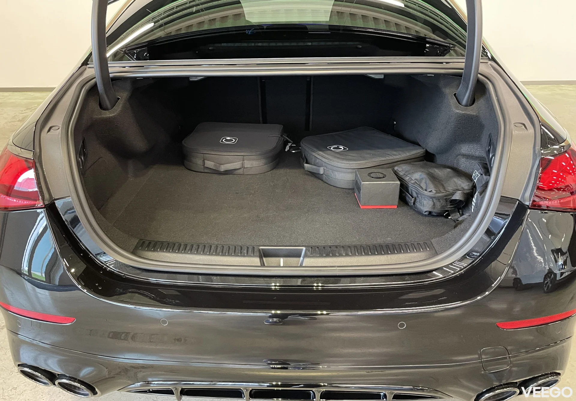 Mercedes-Benz E53 AMG Plug-in-hybrid 4MATIC 3 330kW