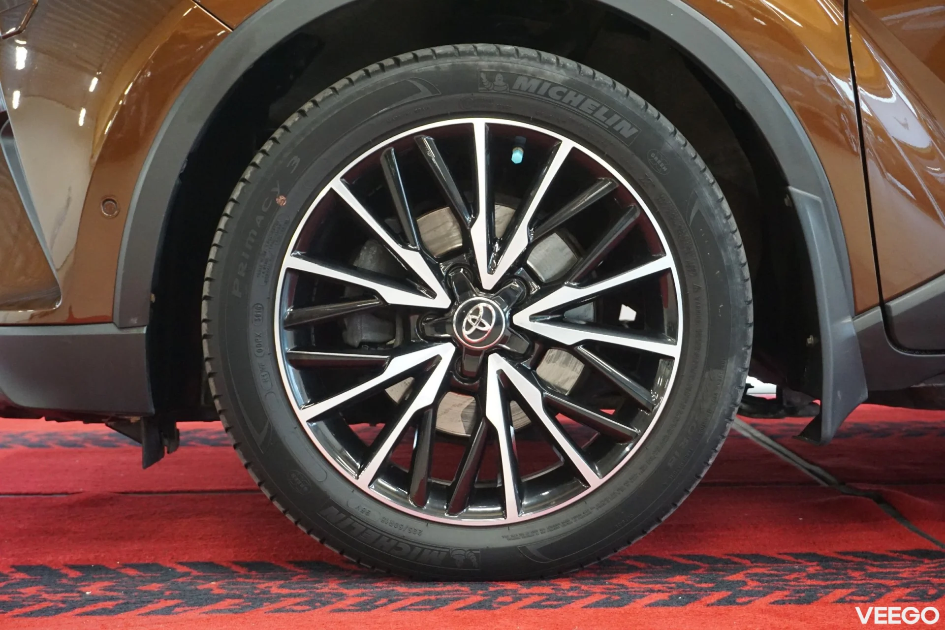 Toyota C-HR Luxury 1.2 85kW