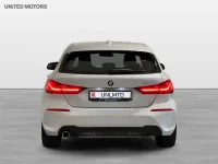BMW 118 i  Sport Line PDC Farthållare 17" Sportstolar LED 0kW thumbnail