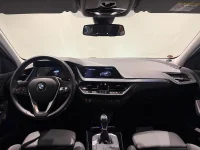 BMW 118 i  Sport Line PDC Farthållare 17" Sportstolar LED 0kW thumbnail
