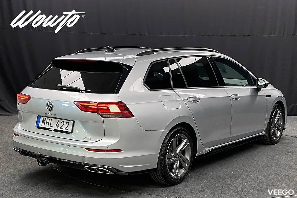 Volkswagen Golf Sportscombi 1.5 eTSI DSG 150HK R-Line /Drag 110kW