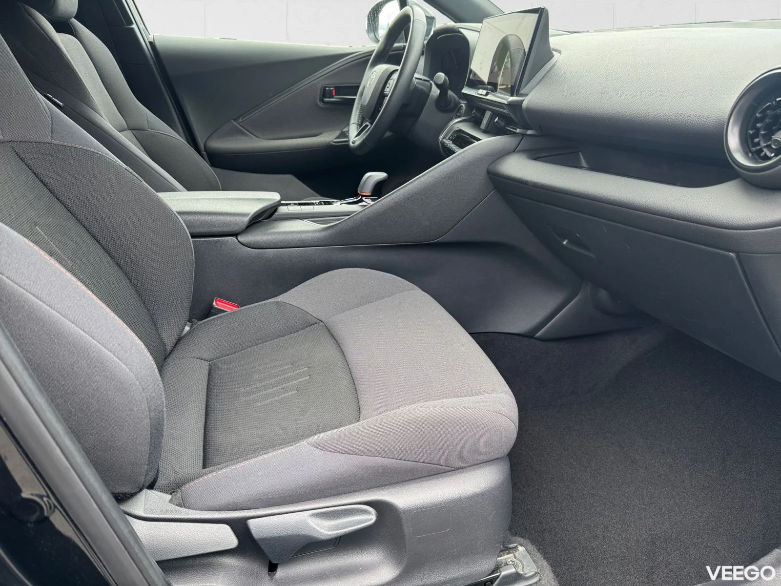 Toyota C-HR Style Plus 1.8 72kW
