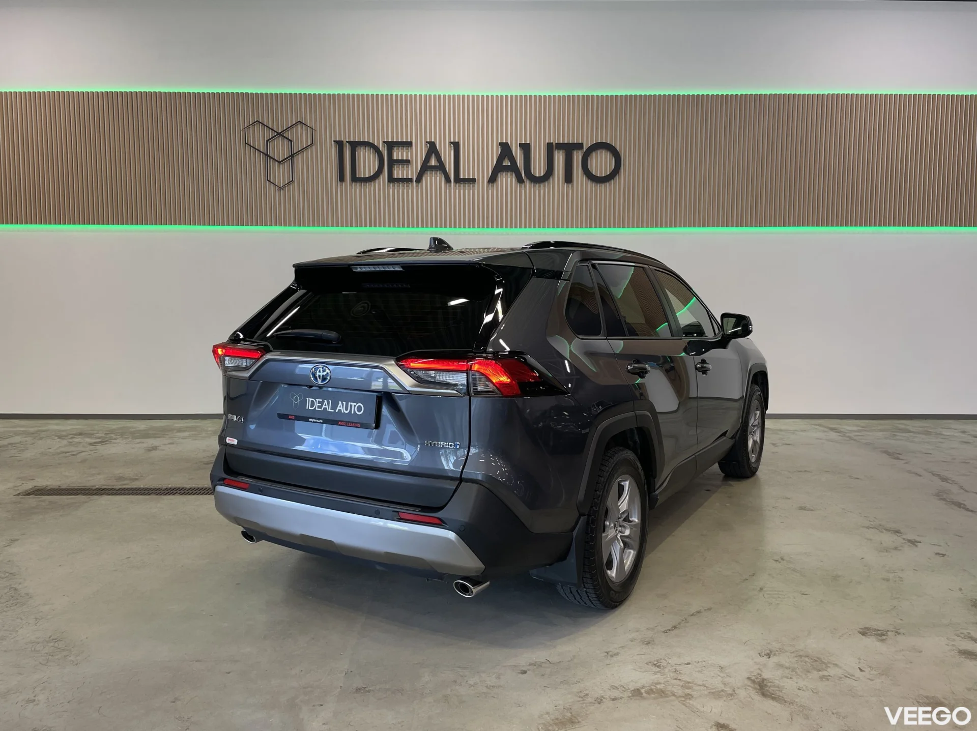 Toyota RAV4 Luxury 2.5 131kW