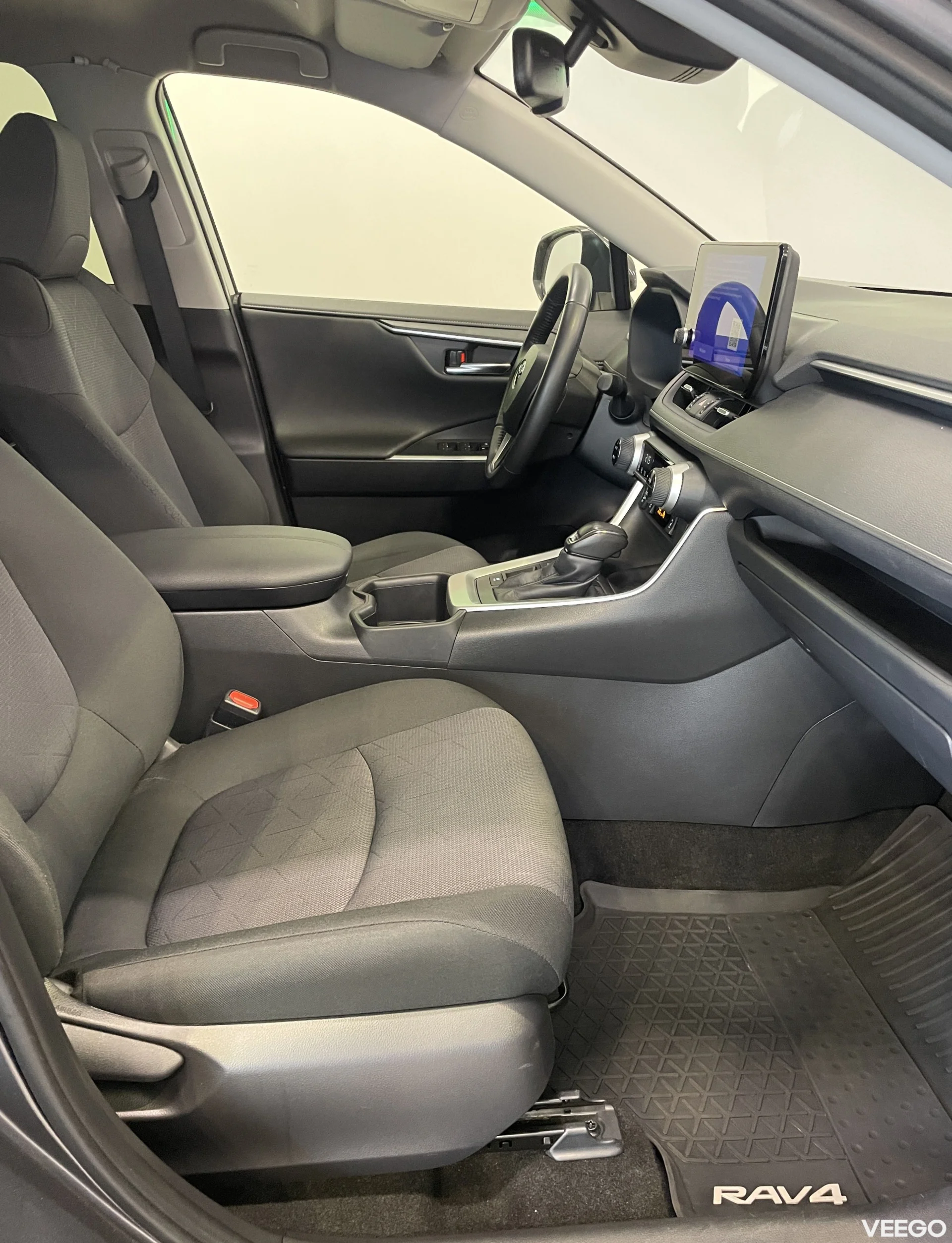 Toyota RAV4 Luxury 2.5 131kW