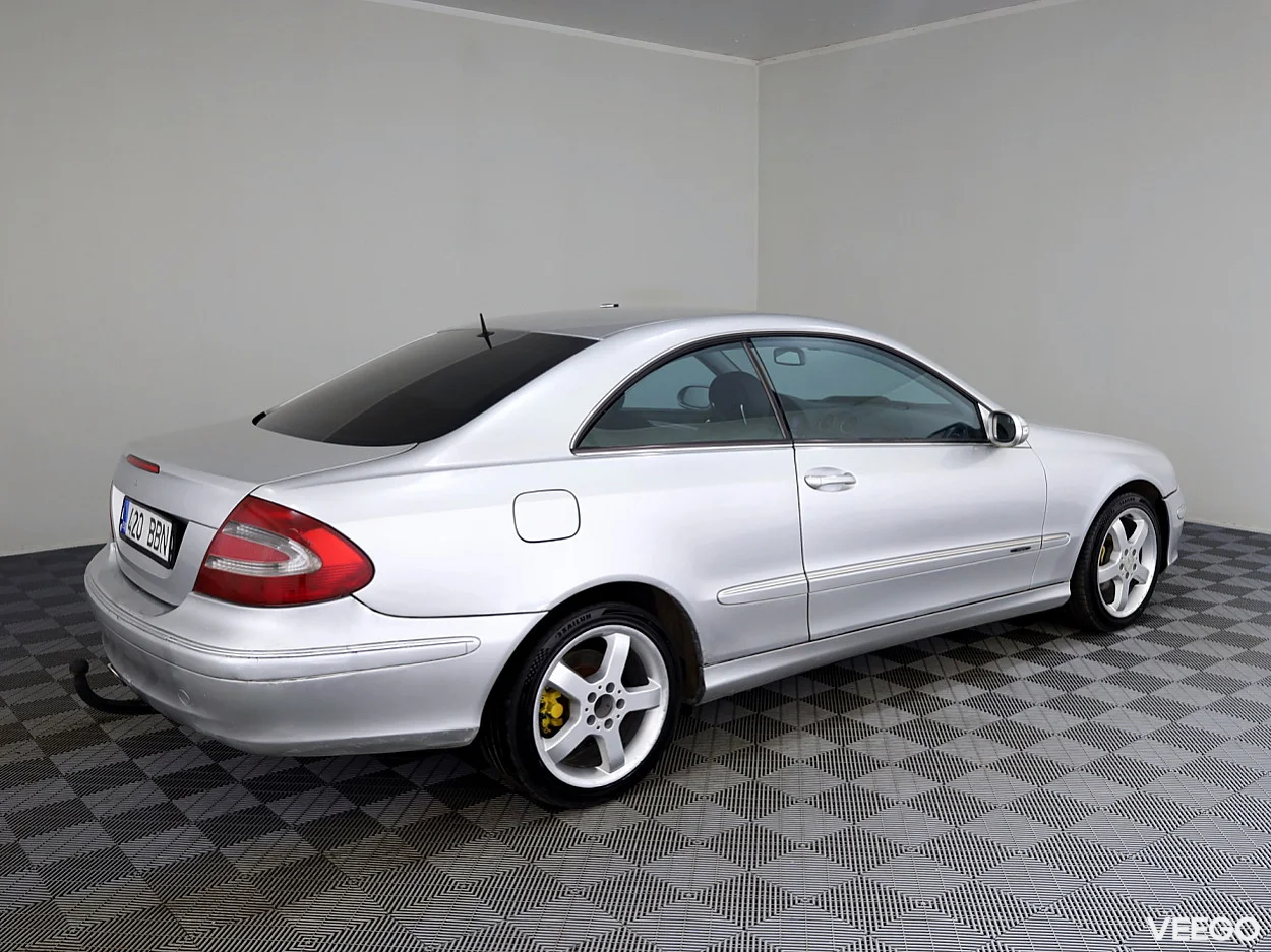 Mercedes-Benz CLK200 1.8 121kW