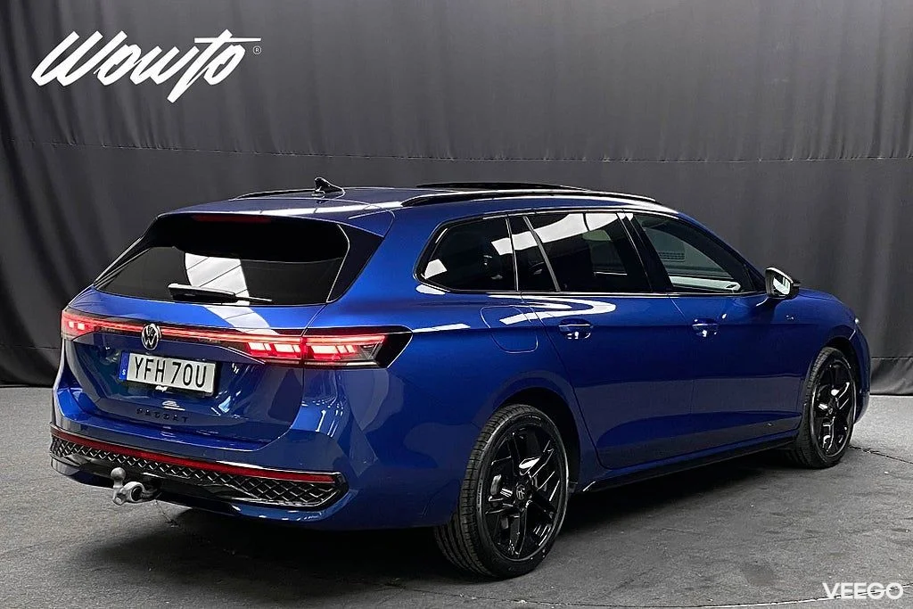 Volkswagen Passat eHybrid DSG 272HK R-Line Black/Pano/Moms 200kW