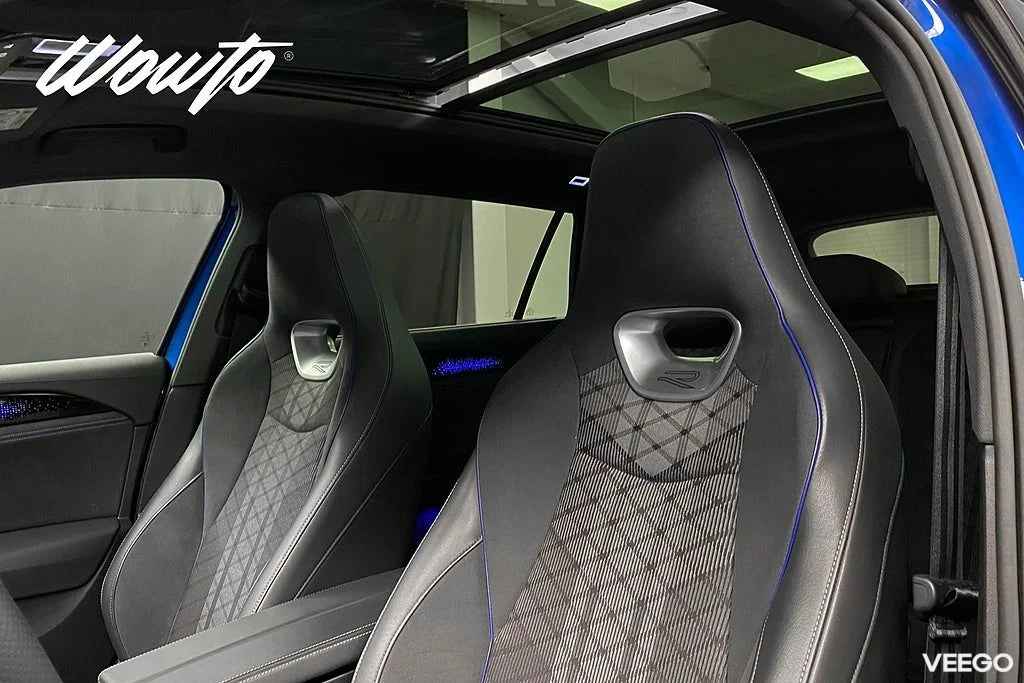 Volkswagen Passat eHybrid DSG 272HK R-Line Black/Pano/Moms 200kW