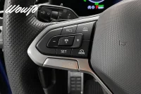 Volkswagen Passat eHybrid DSG 272HK R-Line Black/Pano/Moms 200kW thumbnail