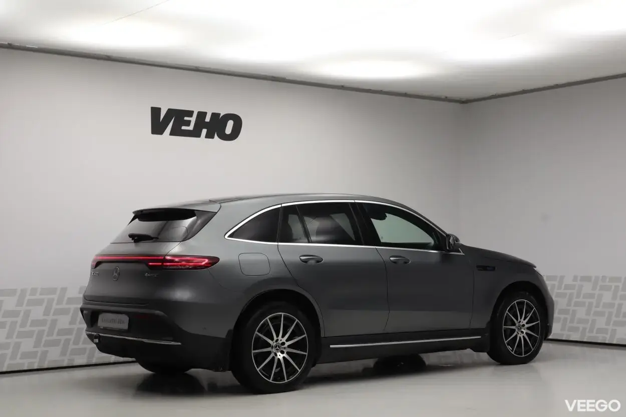 Mercedes-Benz EQC 4MATIC AMG 145kW