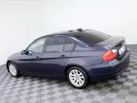 BMW 320 2.0 130kW thumbnail