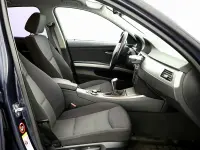 BMW 320 2.0 130kW thumbnail