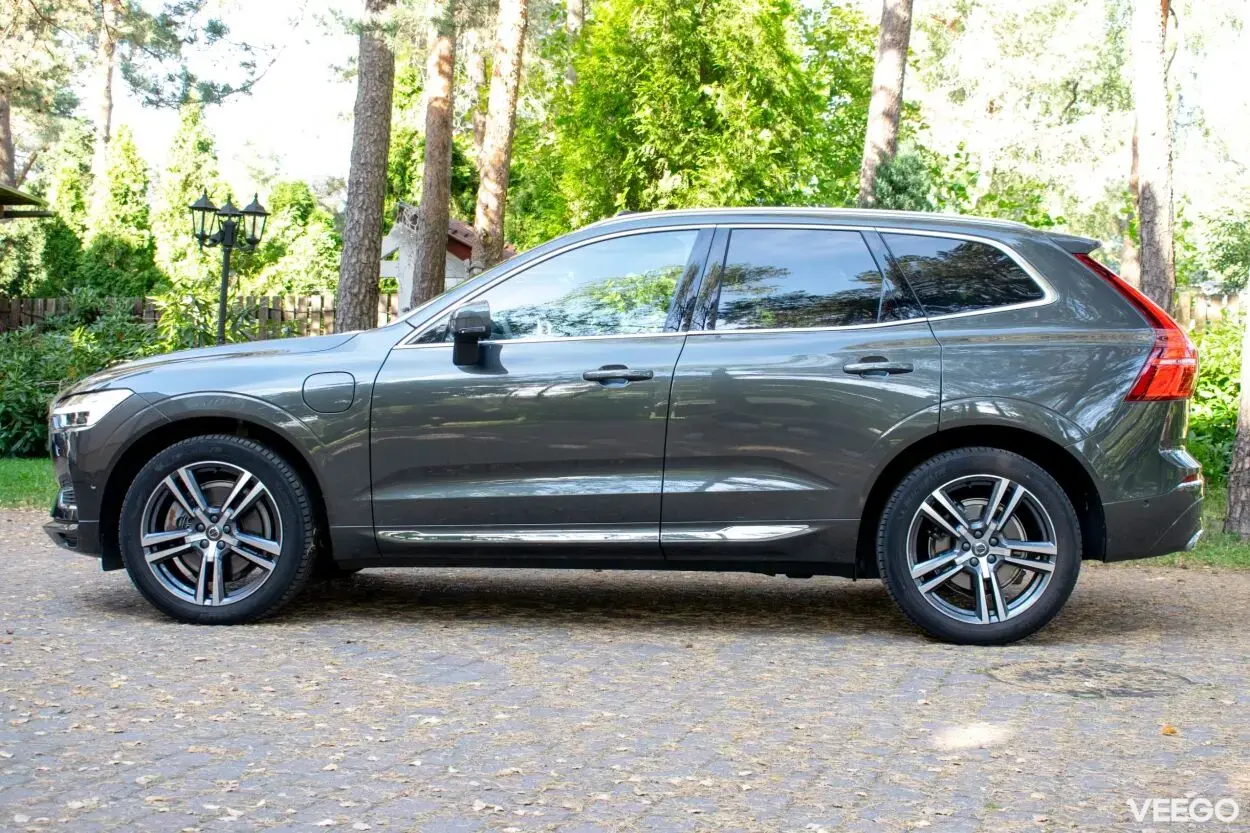 Volvo XC60 T8 Intelli PRO Xenium Wntr FULL 2 288kW