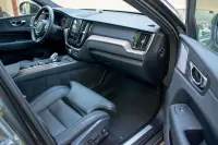 Volvo XC60 T8 Intelli PRO Xenium Wntr FULL 2 288kW thumbnail