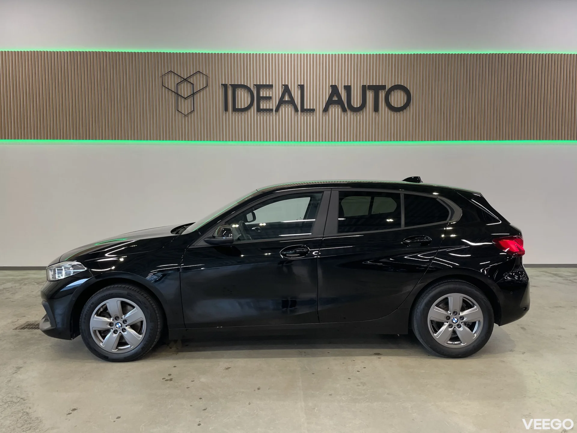 BMW 118 I 1.5 100kW