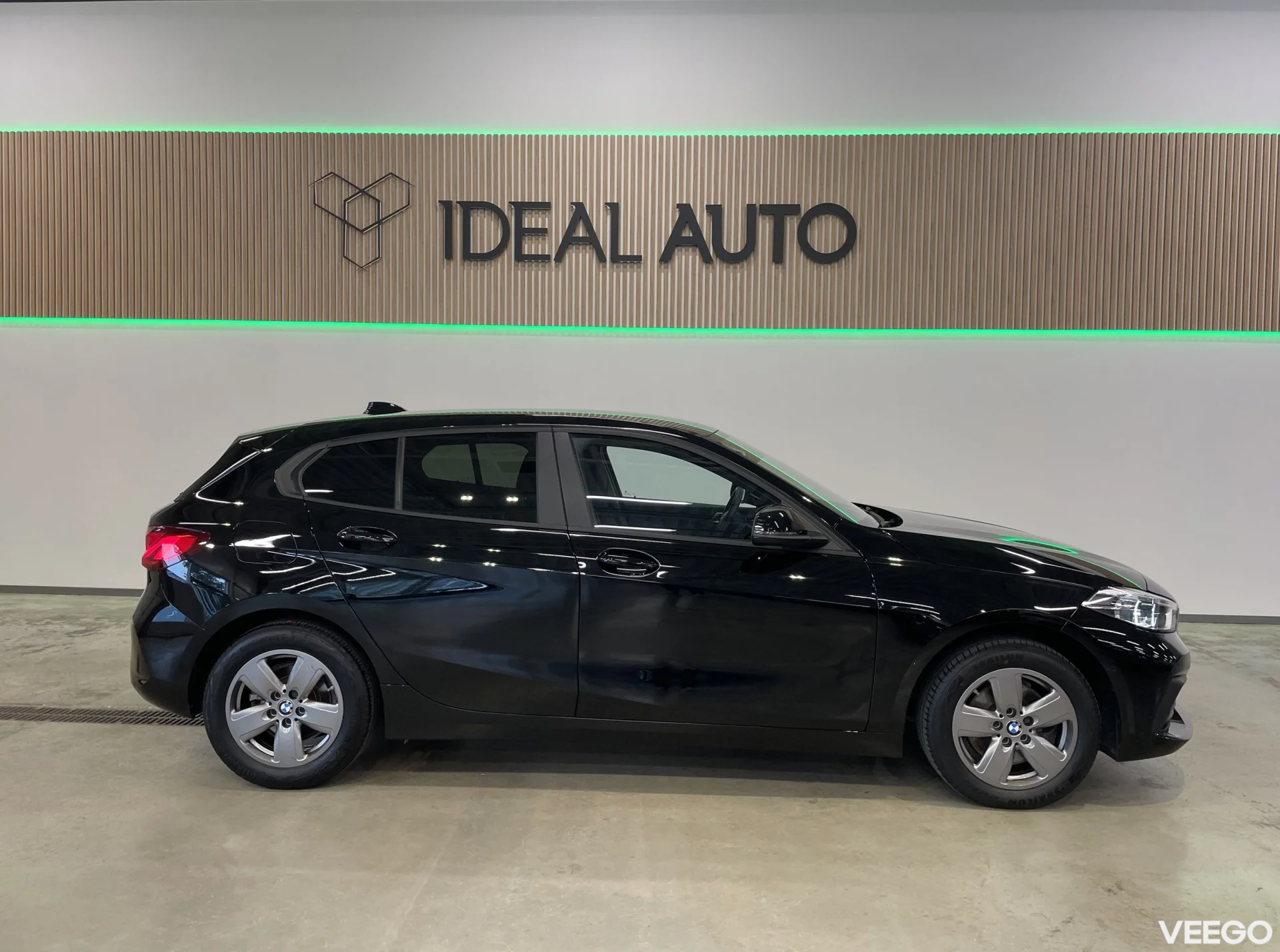 BMW 118 I 1.5 100kW