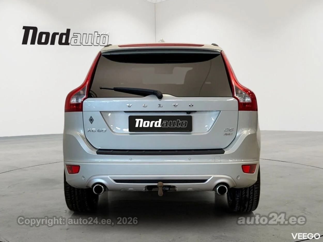 Volvo XC60 D5 AWD R-Design 2.4 158kW