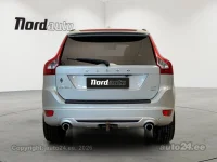 Volvo XC60 D5 AWD R-Design 2.4 158kW thumbnail