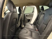 Volvo XC60 D5 AWD R-Design 2.4 158kW thumbnail