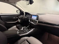 BMW 320 xDrive Sedan Sport Line Drag PDC Rattvärme 17" 0kW