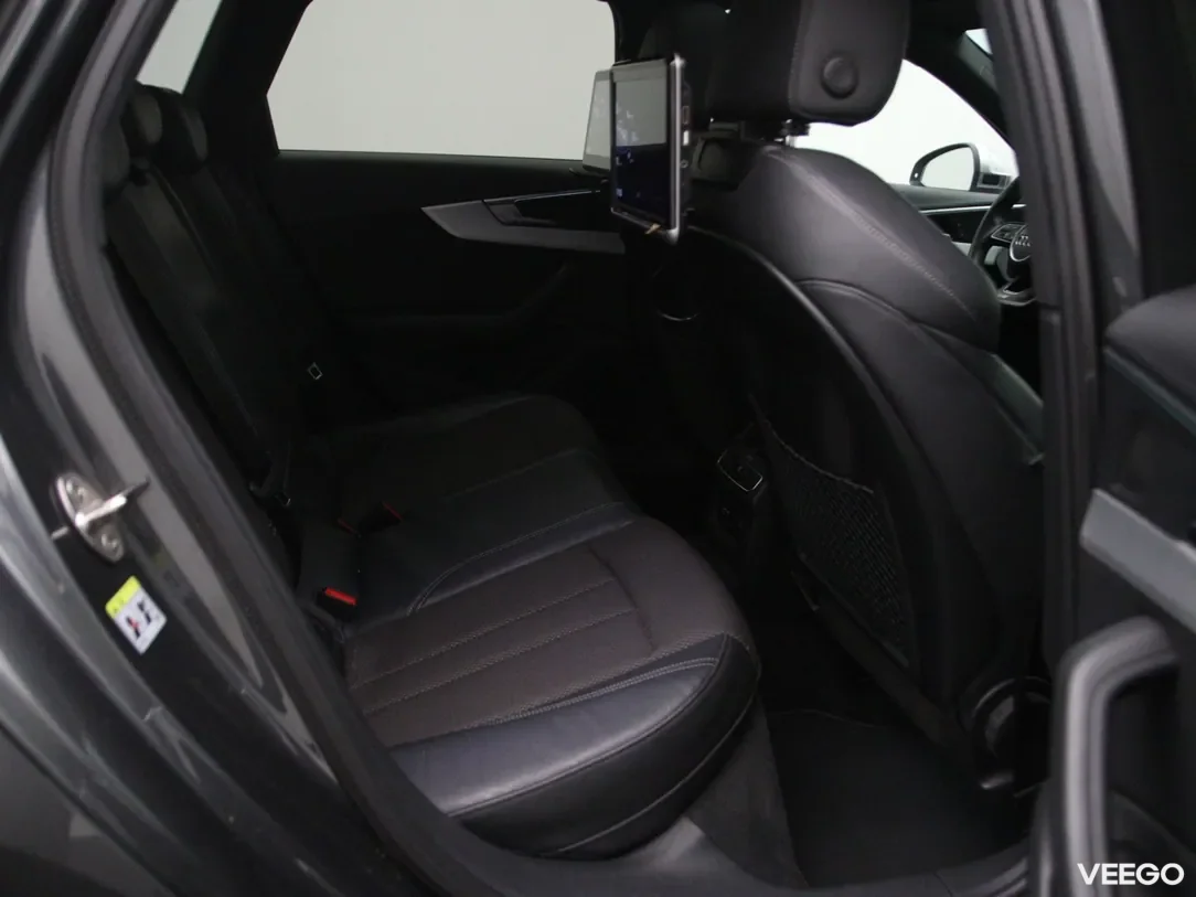 Audi A4 2 140kW
