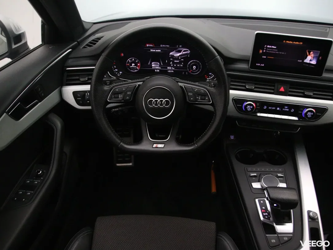 Audi A4 2 140kW