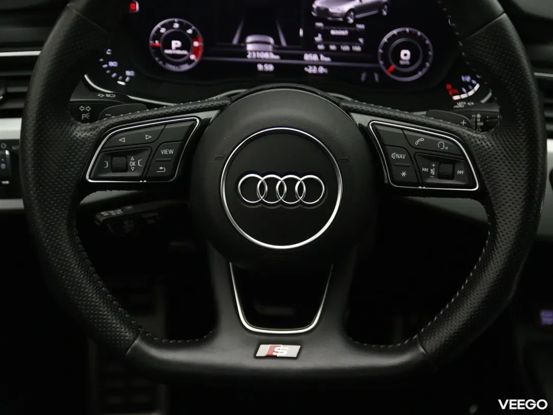Audi A4 2 140kW