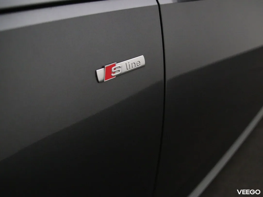 Audi A4 2 140kW