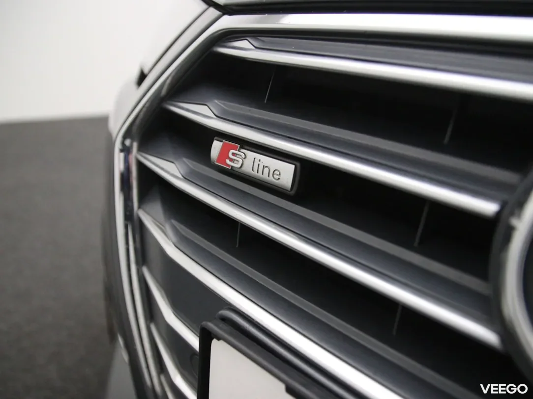 Audi A4 2 140kW