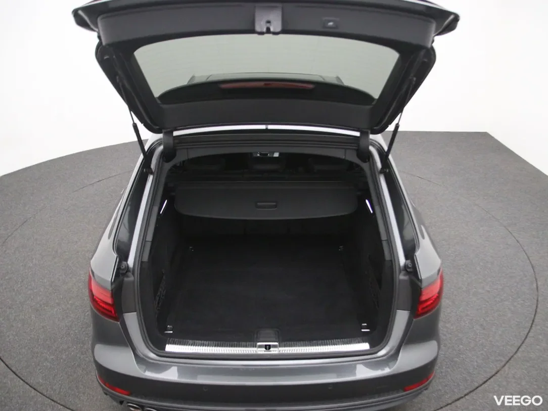 Audi A4 2 140kW