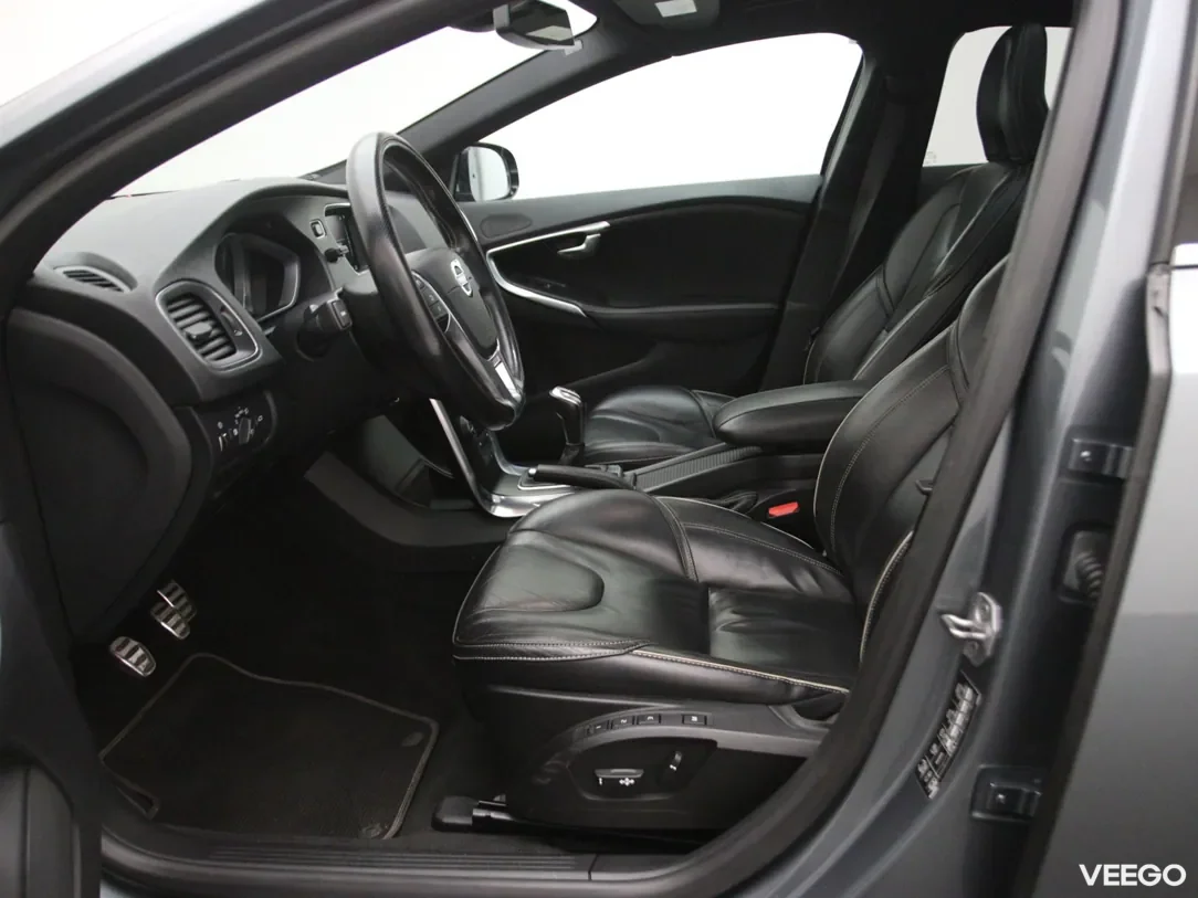 Volvo V40 2 140kW