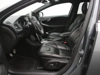Volvo V40 2 140kW thumbnail